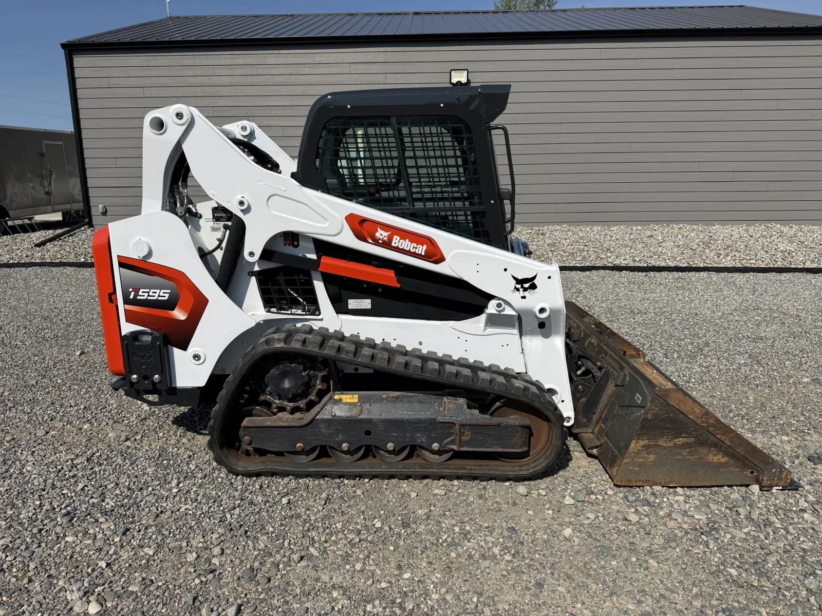 2021 Bobcat T595