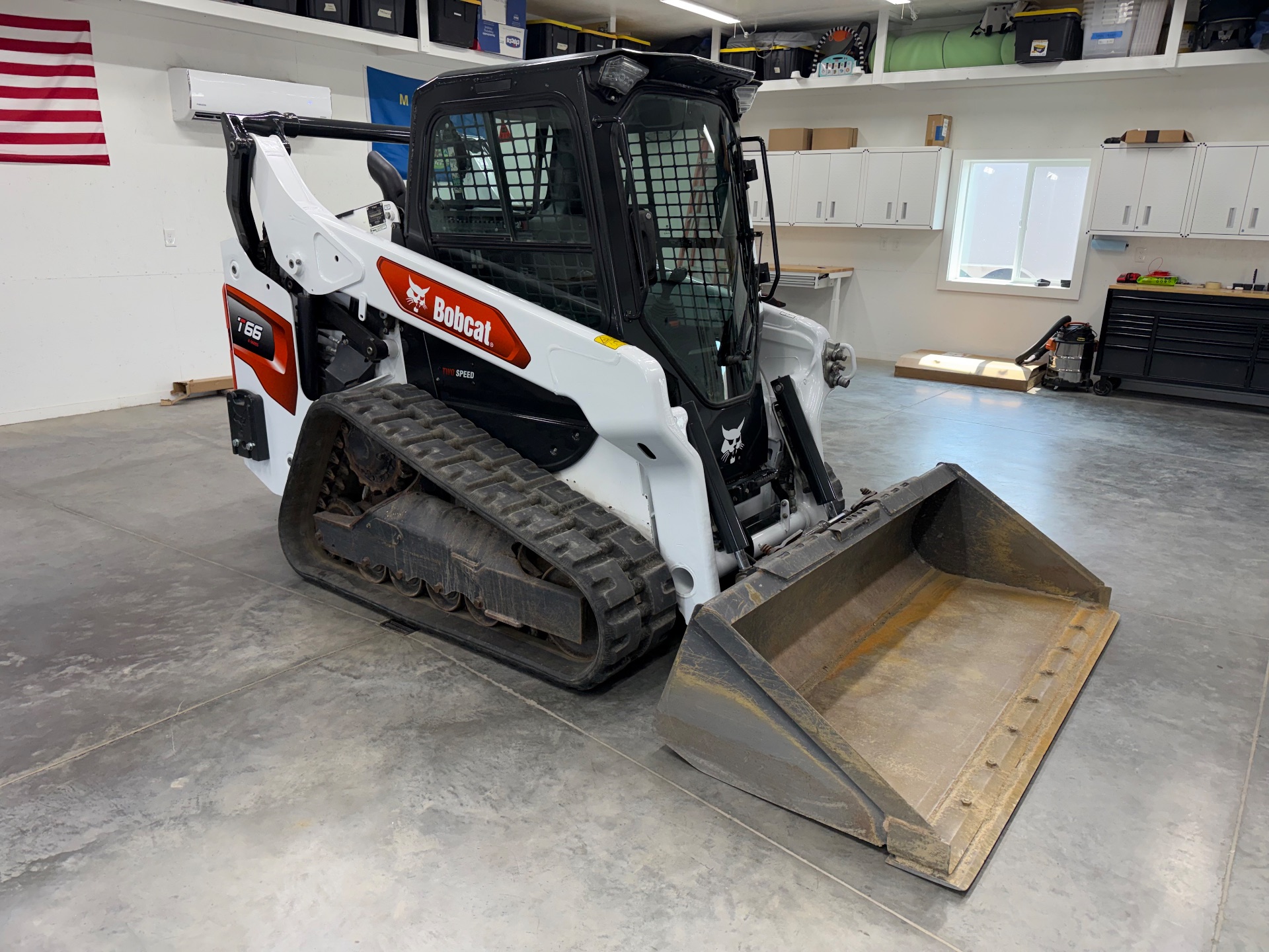 2021 Bobcat T66